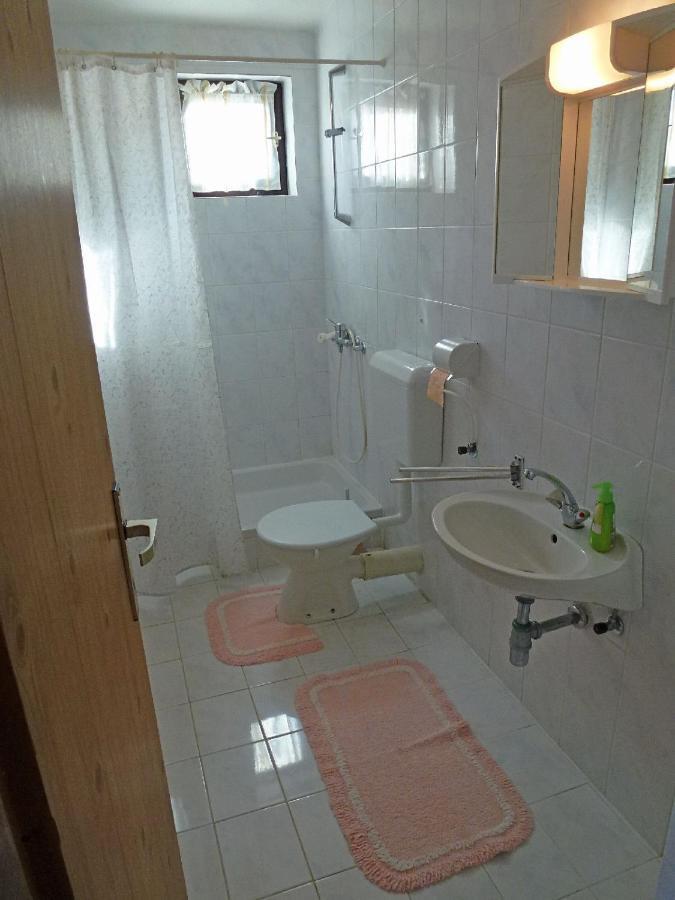 Apartment Milica Njivice Exterior photo